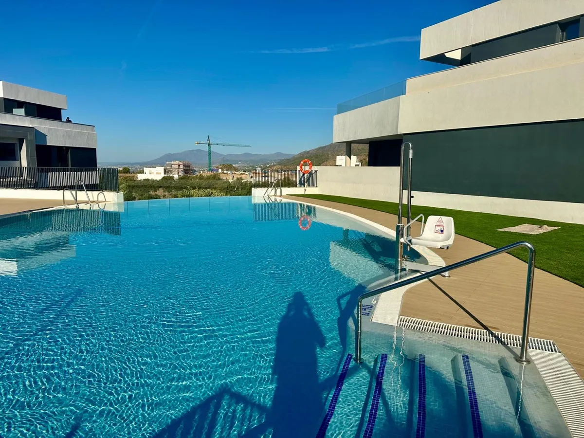 456871ae-435a-46a9-a80d-2f217c47b600