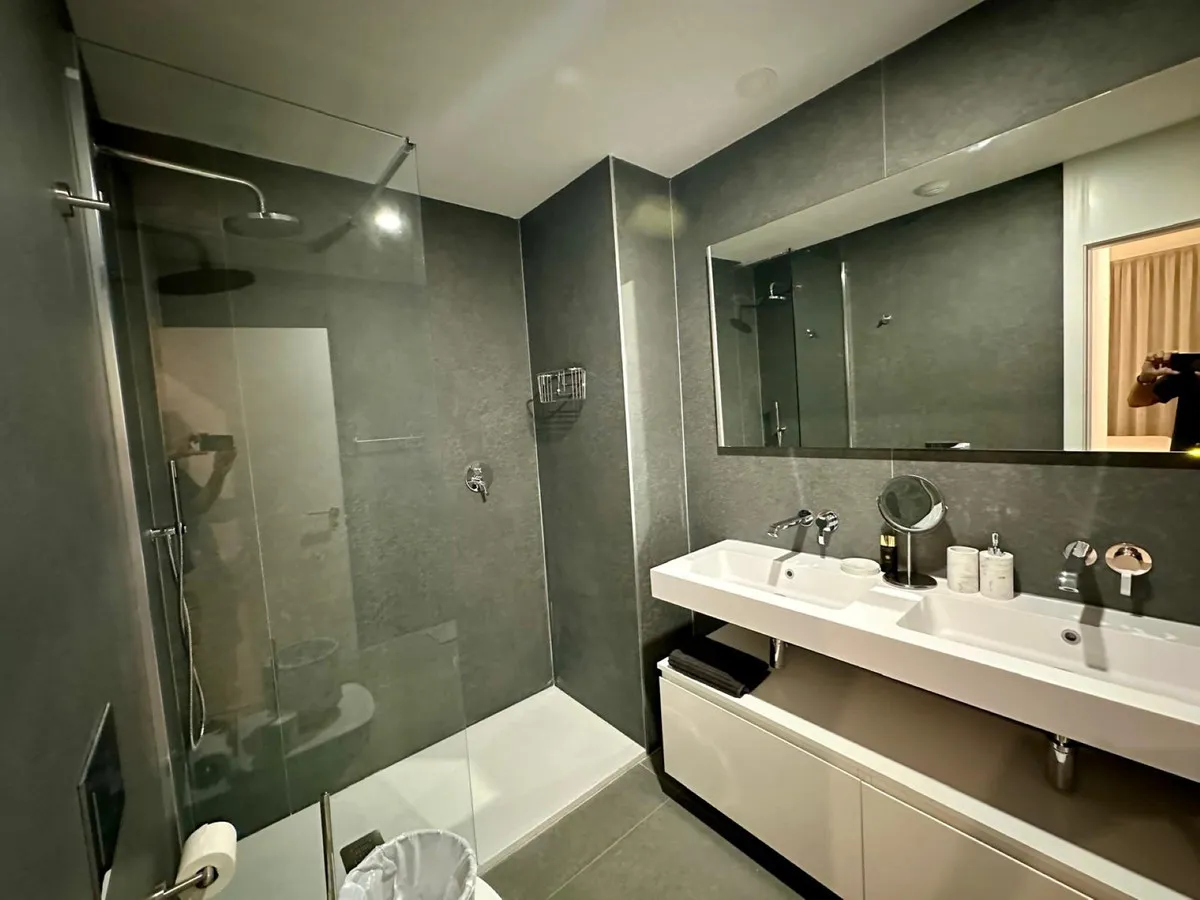 98782f56-133b-4d72-a482-45ab0a379516