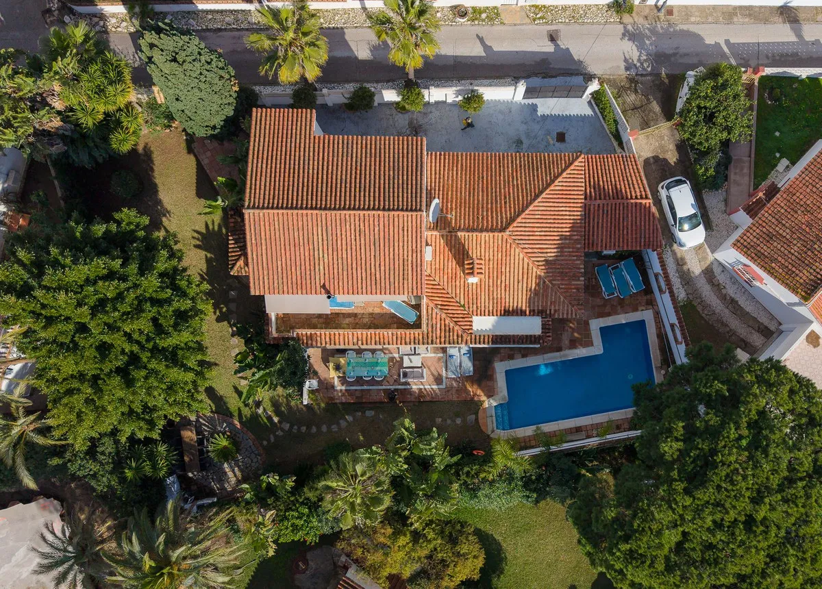 23a669fa-d9be-4a01-8127-7762b5b215f0