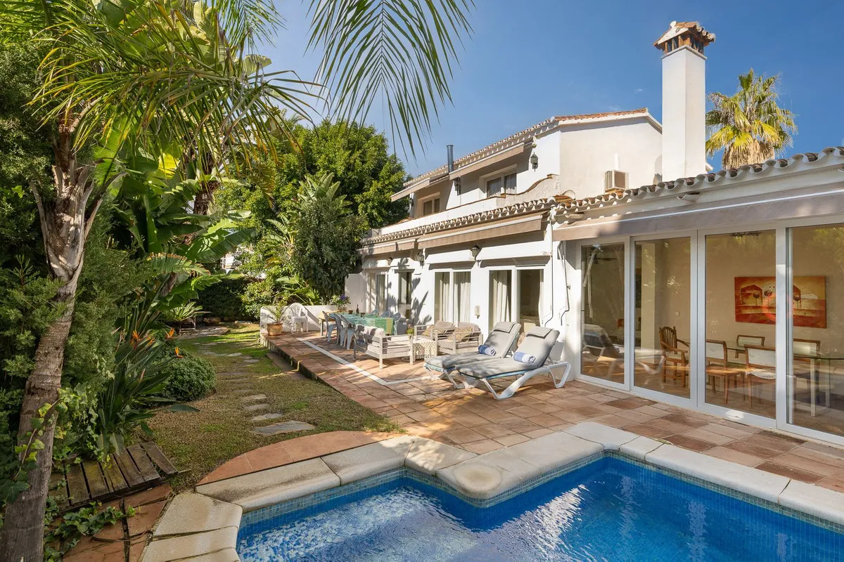 52facde9-b867-45a0-b7f9-b4571673ba2c