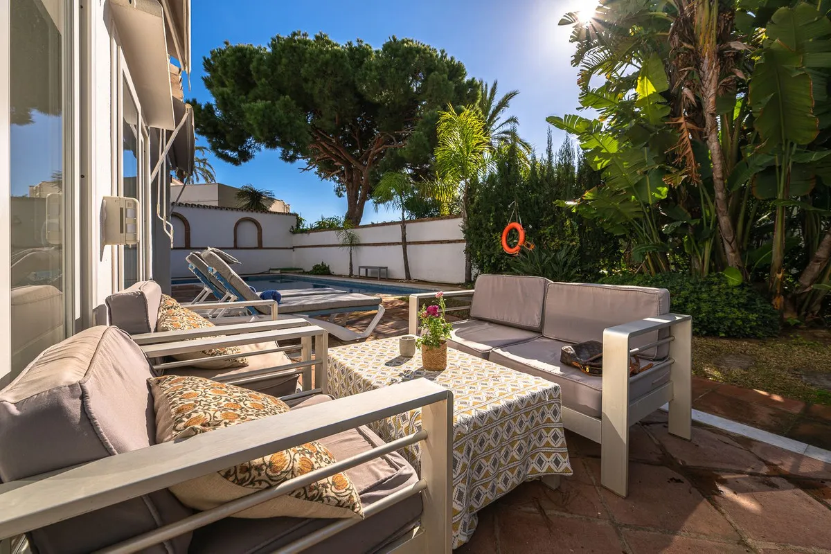 53281f04-2b46-4def-b6fb-8cd08d7f3115