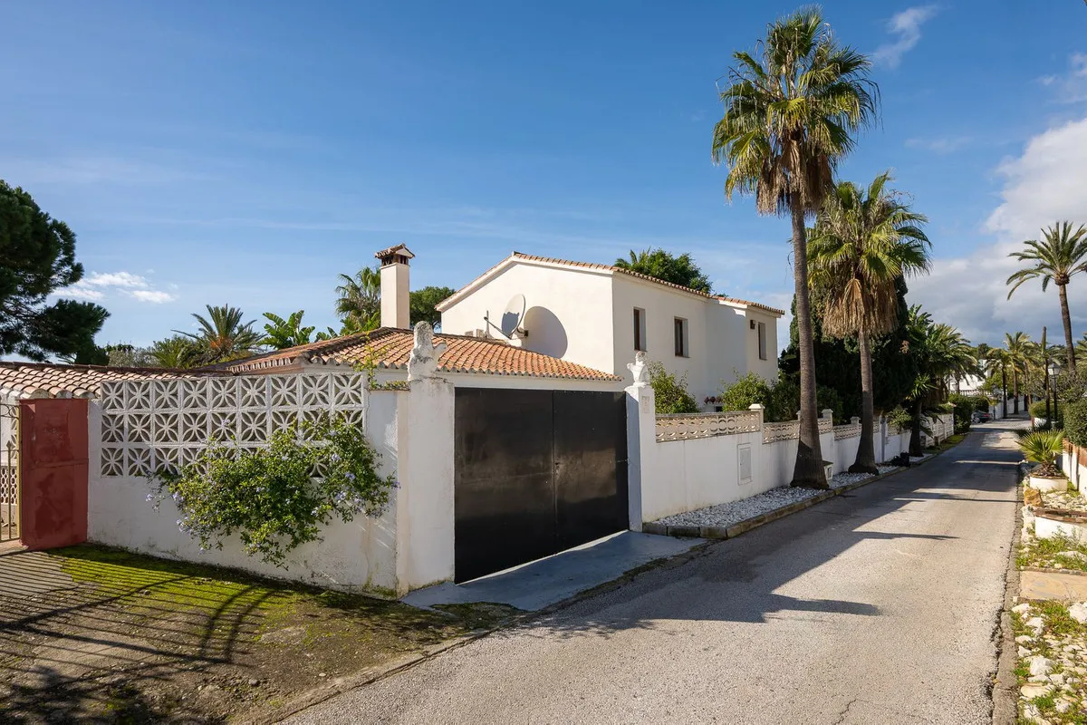 56d0ed86-f266-42fa-9422-e55cb3cae0b1