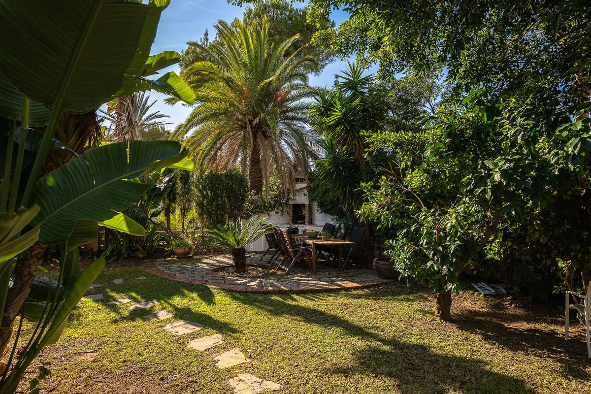 9a0b8d1b-1bca-4c5a-8ef0-9ed6496e9565