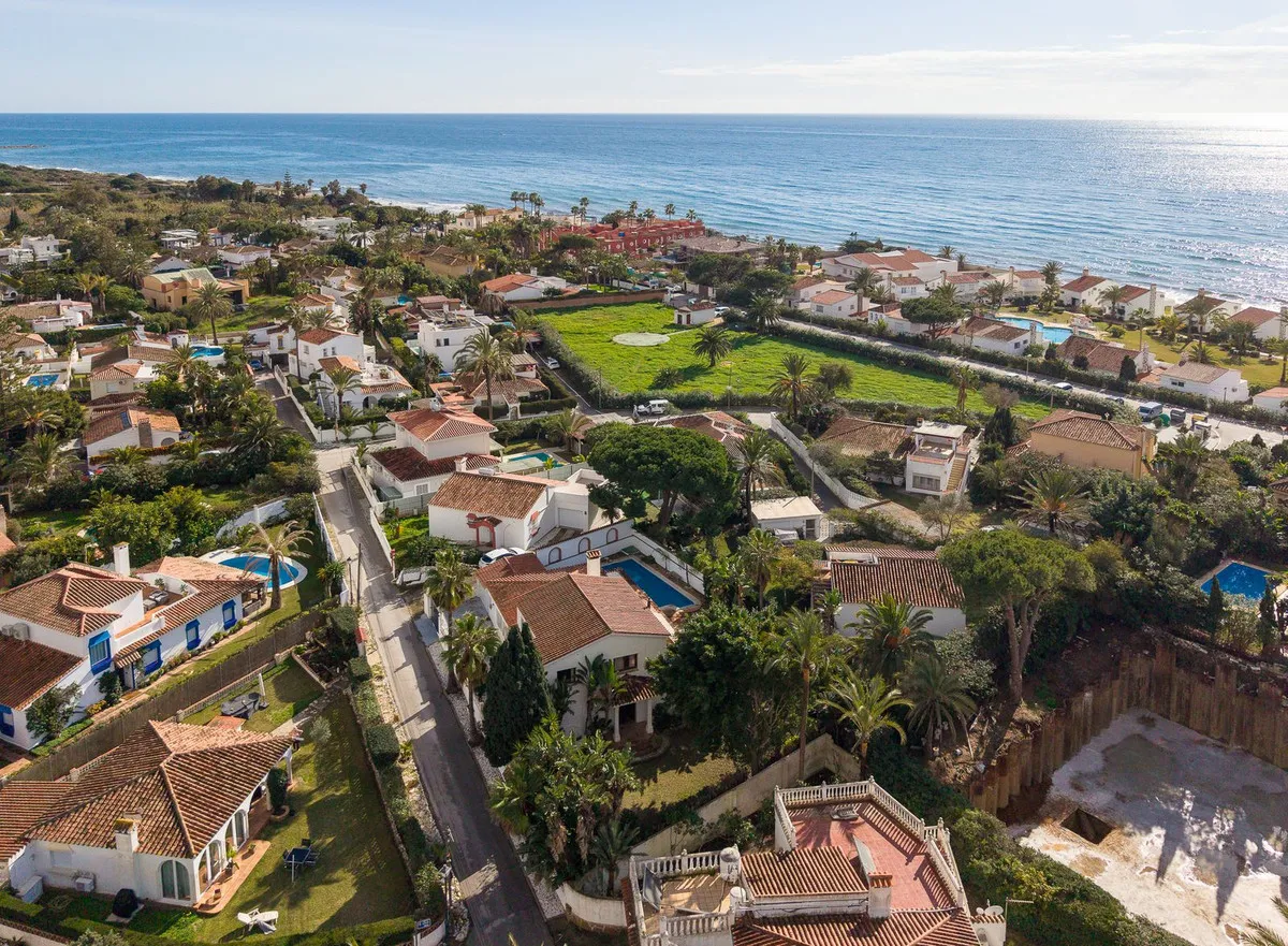 f0f661aa-9ec2-44e1-a1c8-c061cad48bae