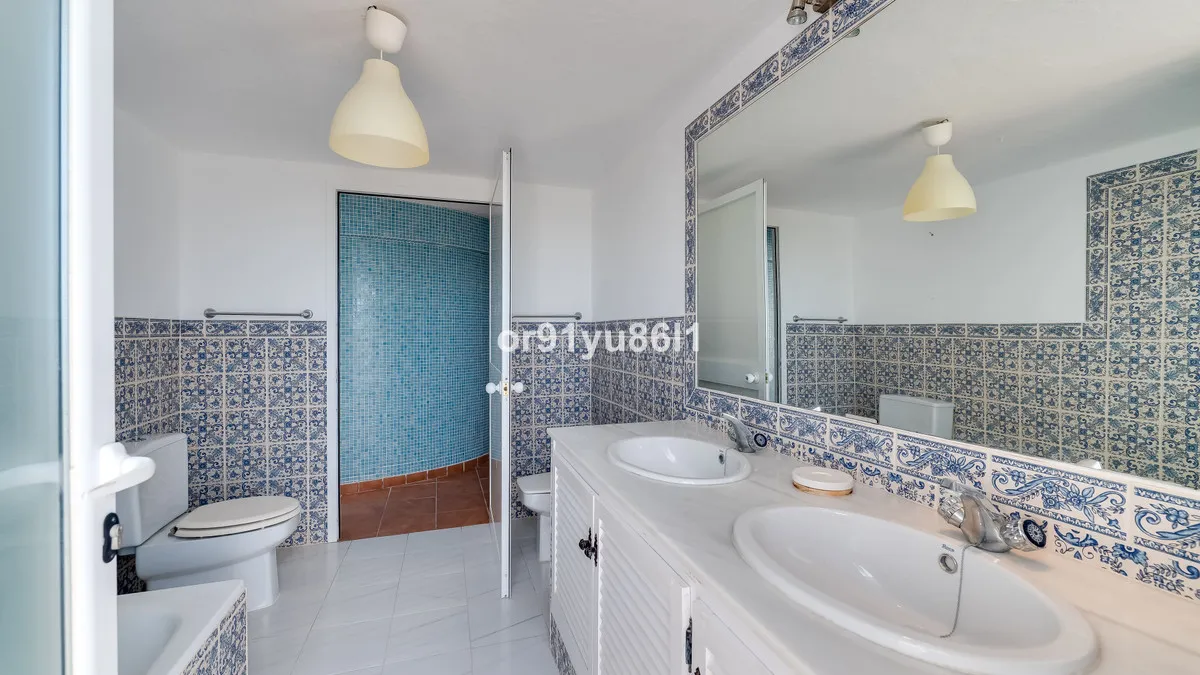 b54f5f36-8fc3-4b68-b0d6-454d3947fd03