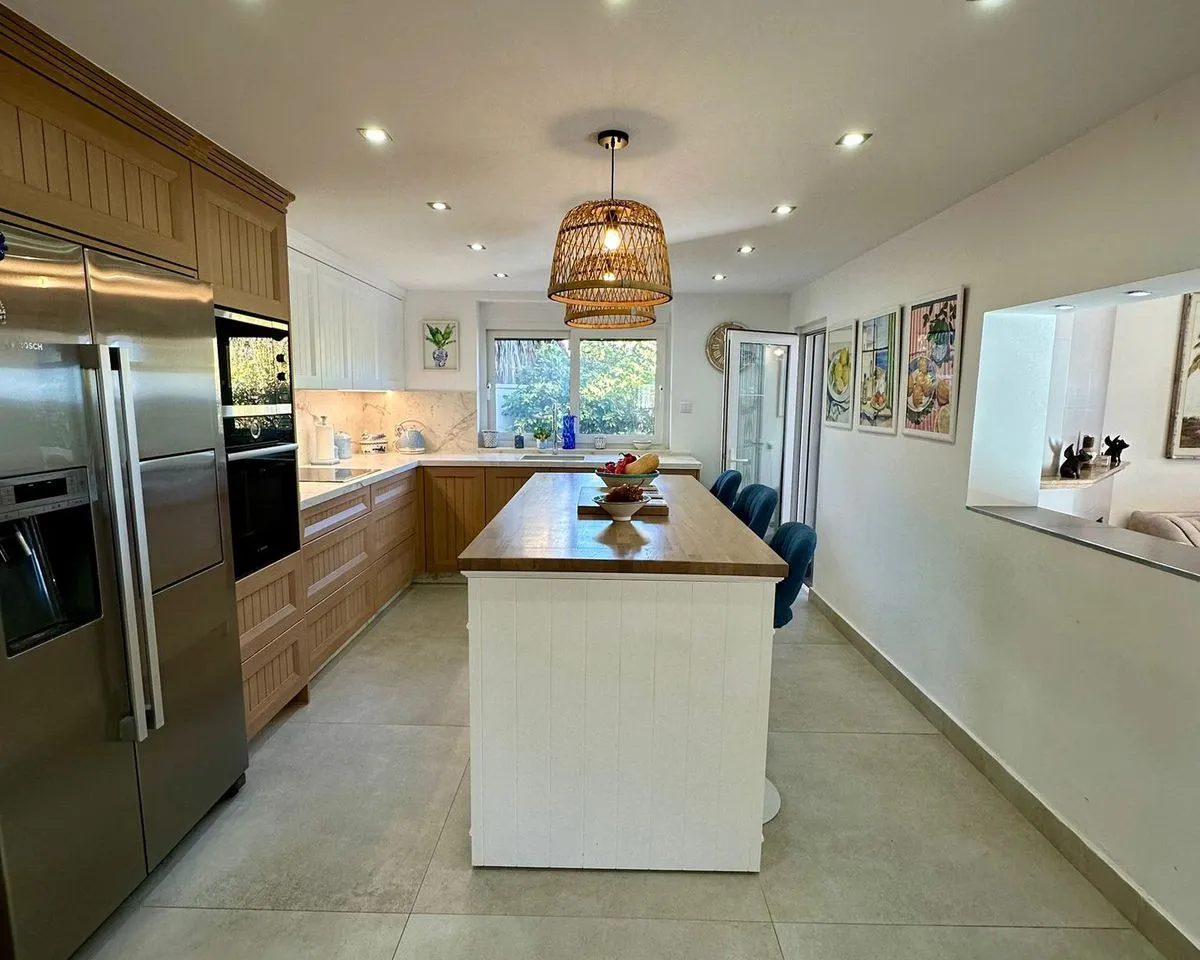 4a923f3e-f3e7-4b9e-ac65-cd7c14e85540