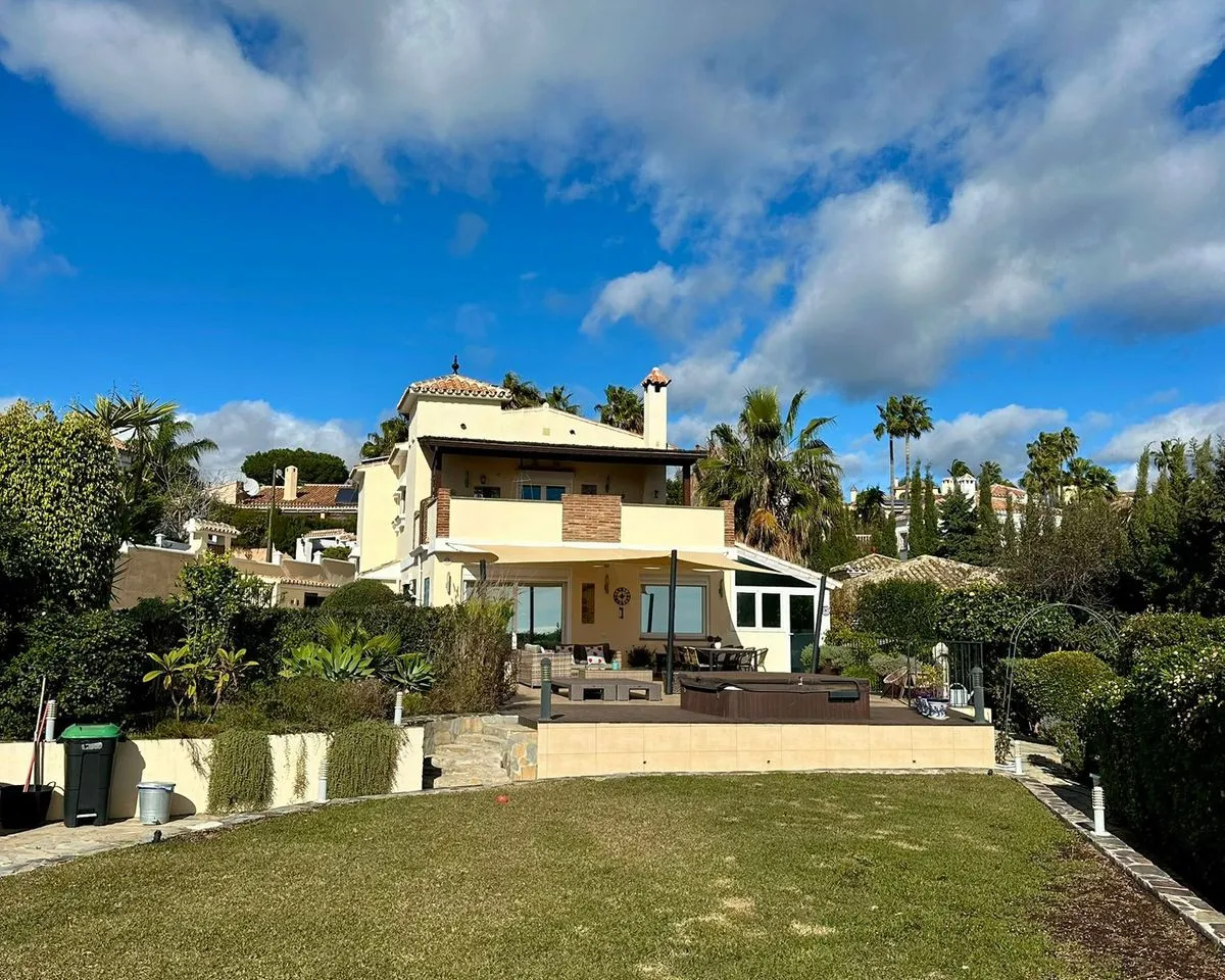 5028bfd0-c865-4378-9a76-476b76b06770