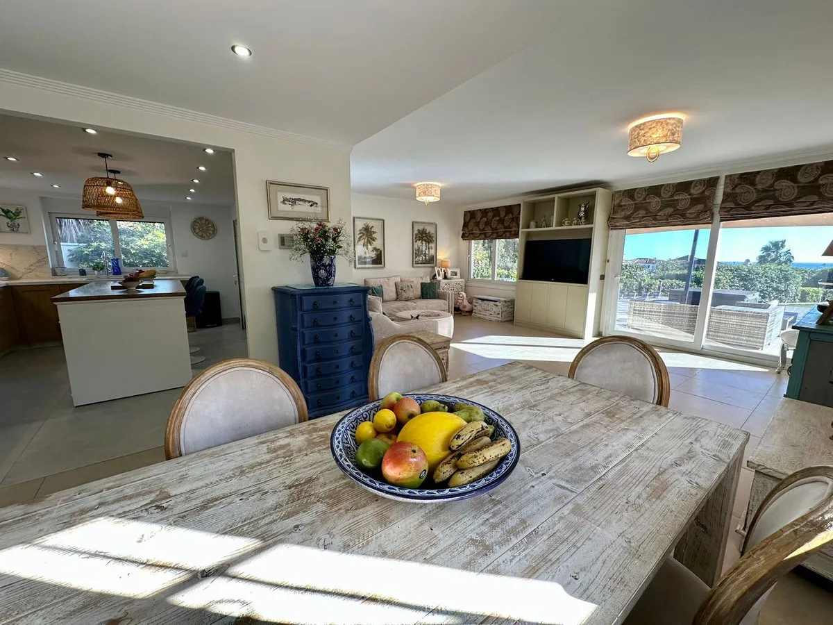 bbda28f6-c16c-47f5-be44-745e7f1225bd