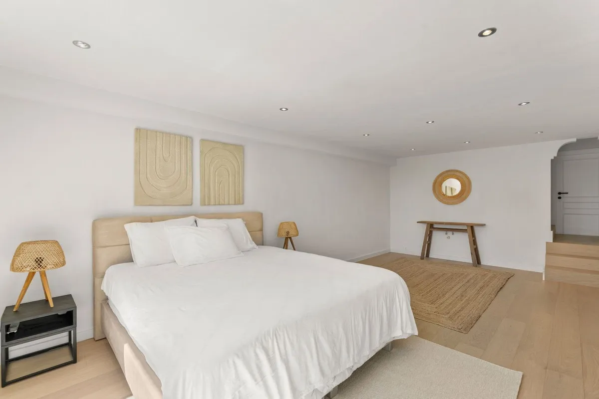 57085ce9-a239-429d-8fd7-43e537d3975a