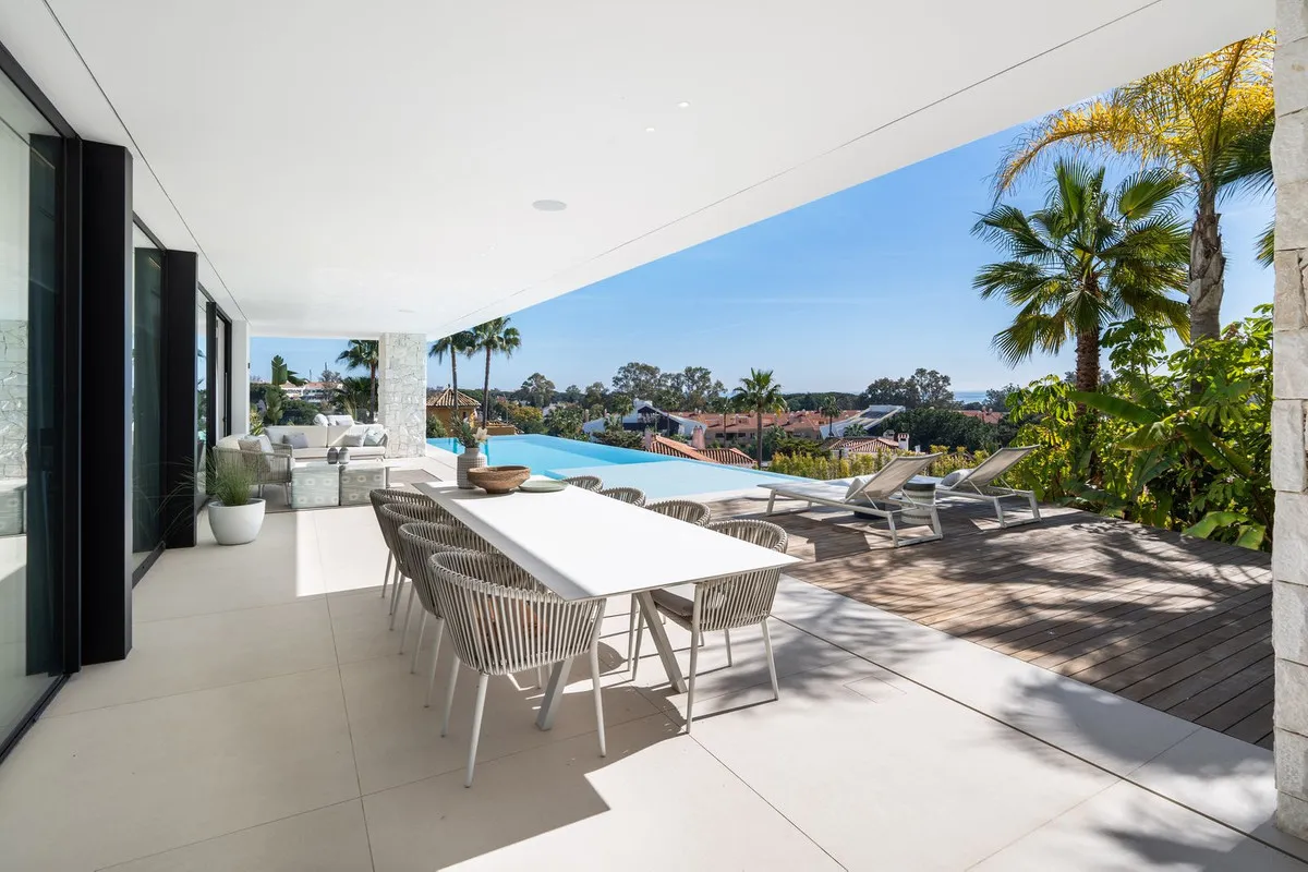 111406c0-c05d-4363-8288-f1fe381cde16