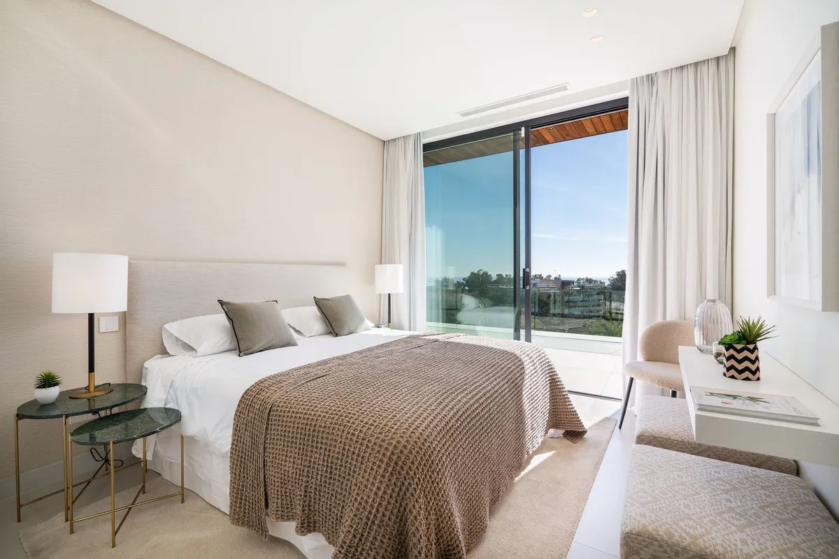 d70d8d27-4cf4-42ac-91fe-77e391f84365