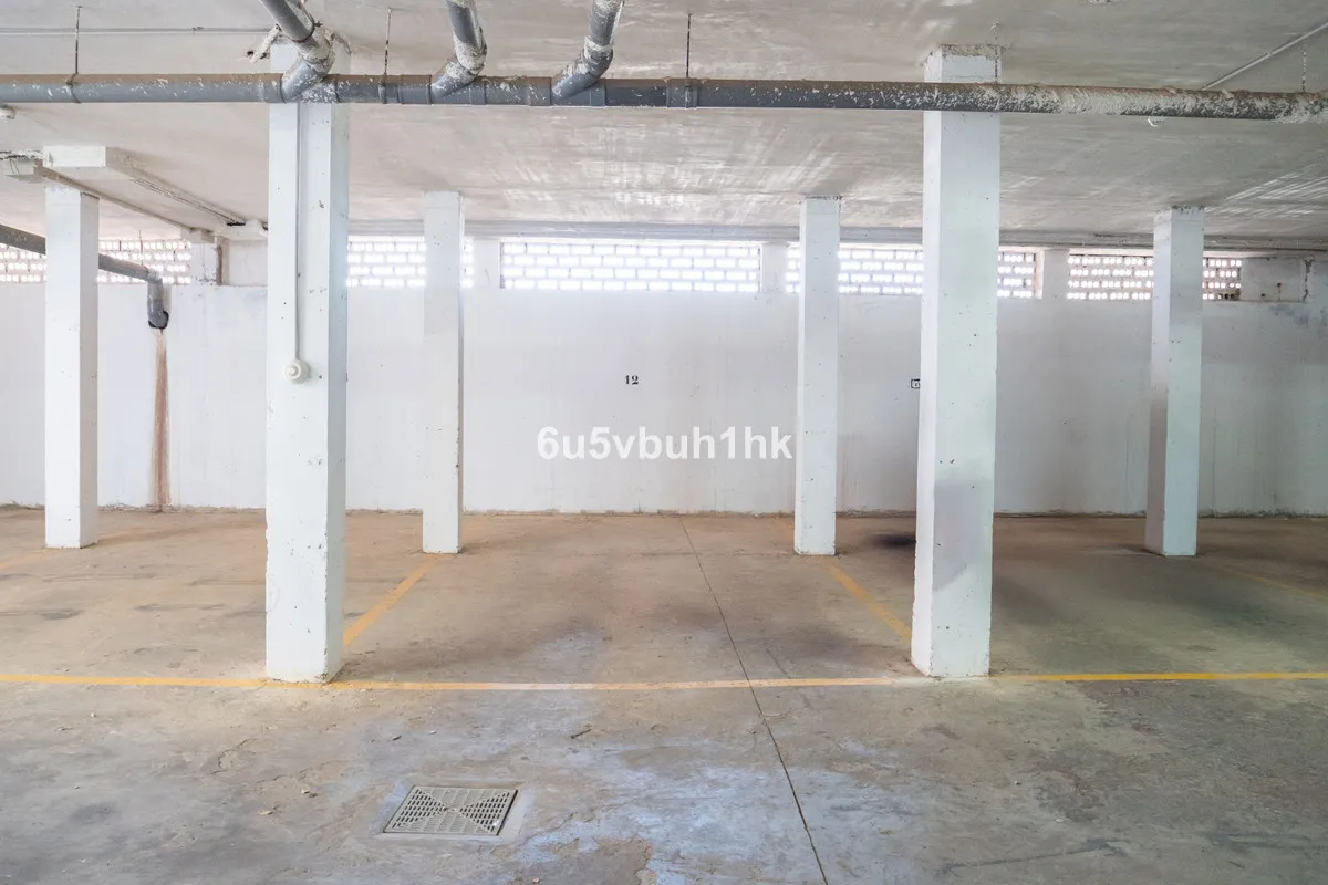 b9286997-f339-4741-8f72-3937eb7acdba