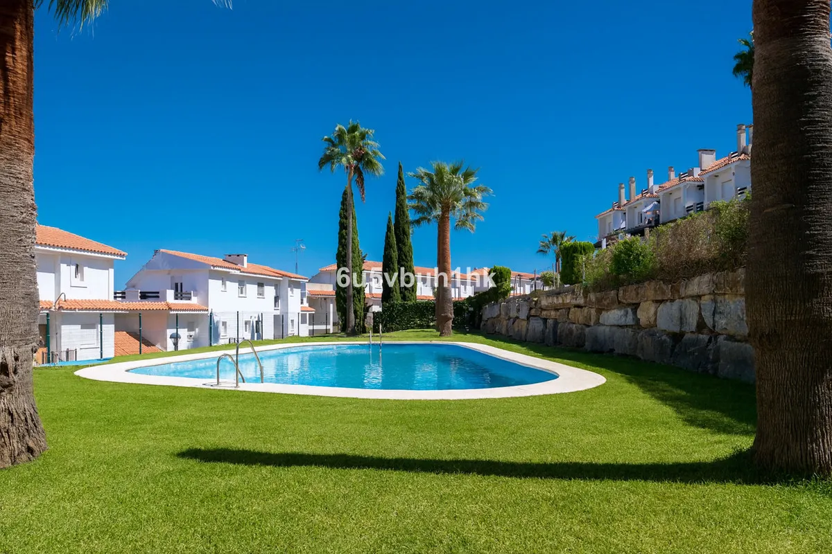 Vistalmar Duquesa Sur Sea View Apartment