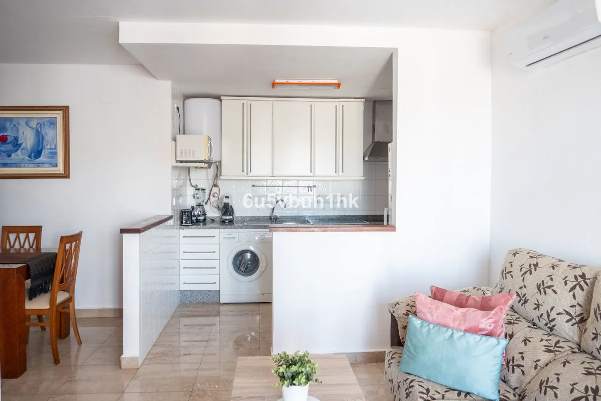 e2a4b4ad-0a95-43c1-8bb6-b952af38cf69