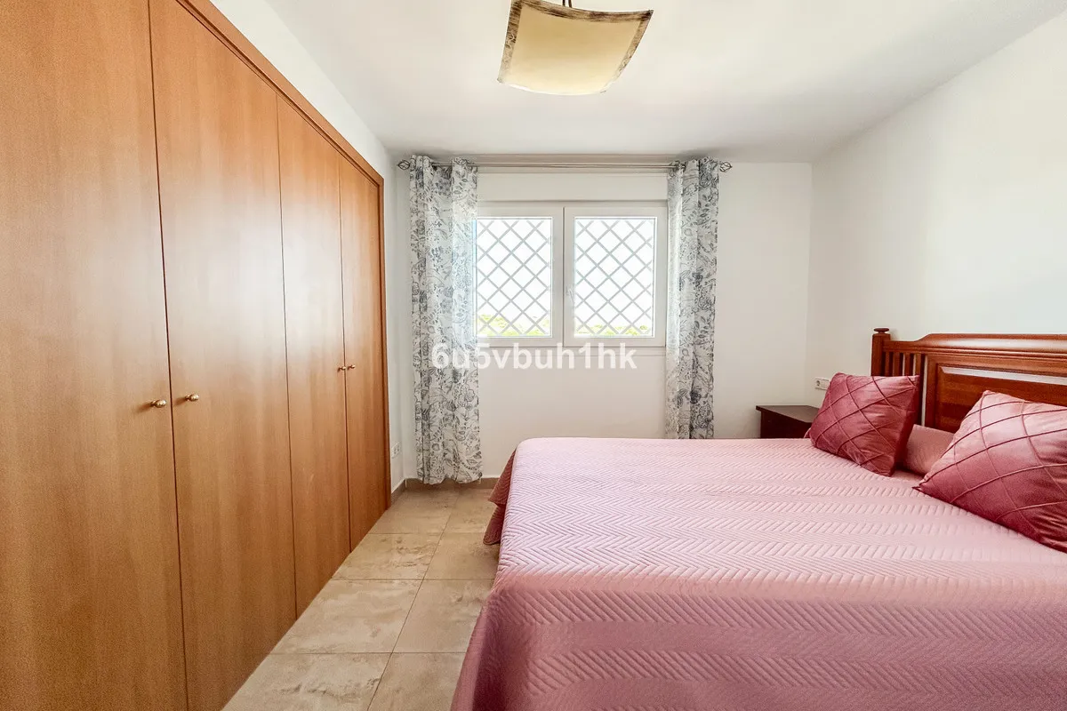 f715efb8-54c5-47f0-b858-e84a1b34c6a1