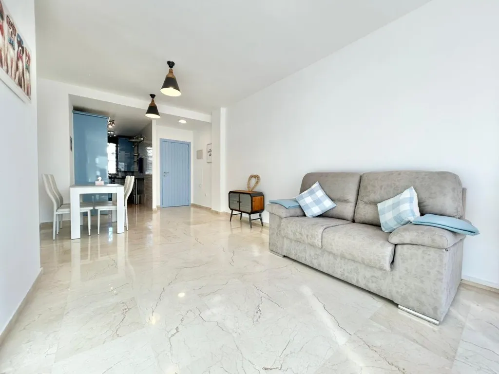 3332686f-ef6f-4d44-8b88-babfa9c70184