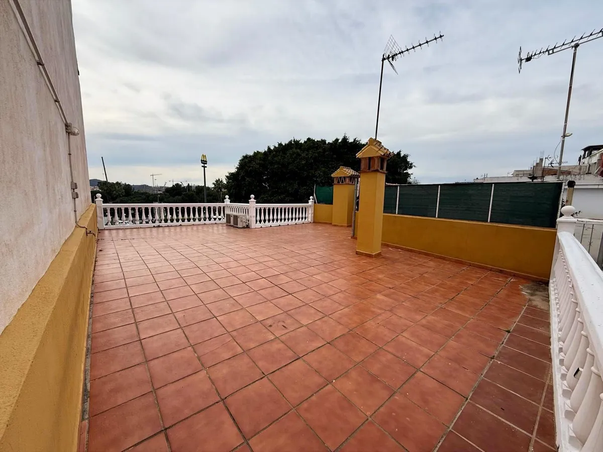 56c2eae5-af18-4dcd-a6e1-b39216036974