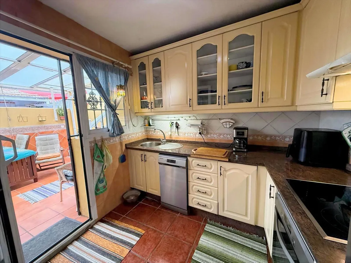 6a538177-403c-457e-9975-2314427df3db