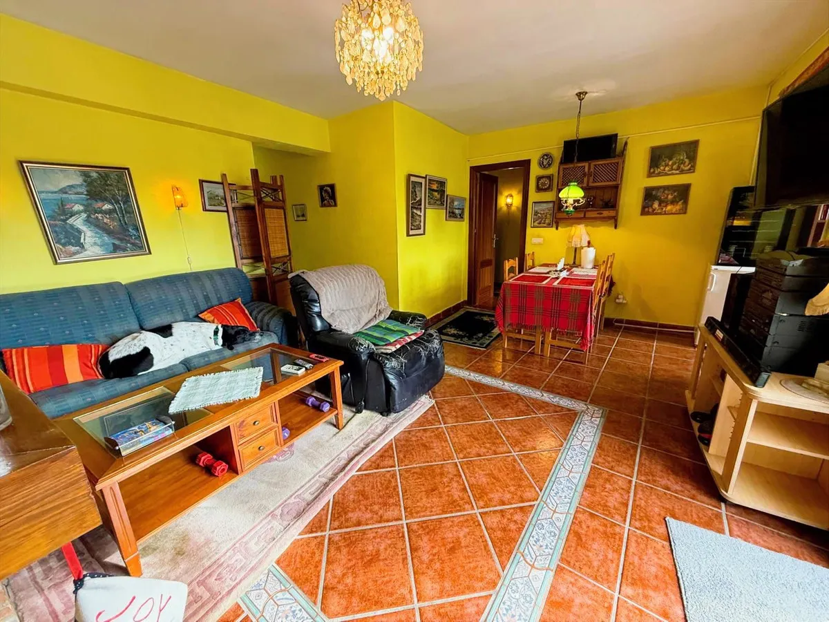 c0dc6949-66b1-41f1-82e2-0af0a7a5cf71