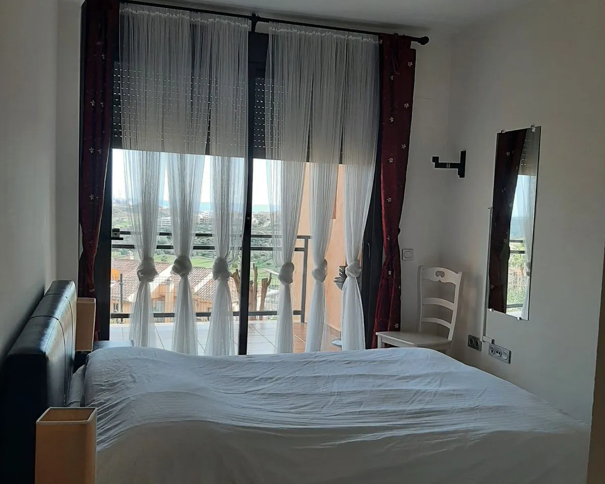 ab215c35-9fc6-4626-97e4-7f8ce847cdca