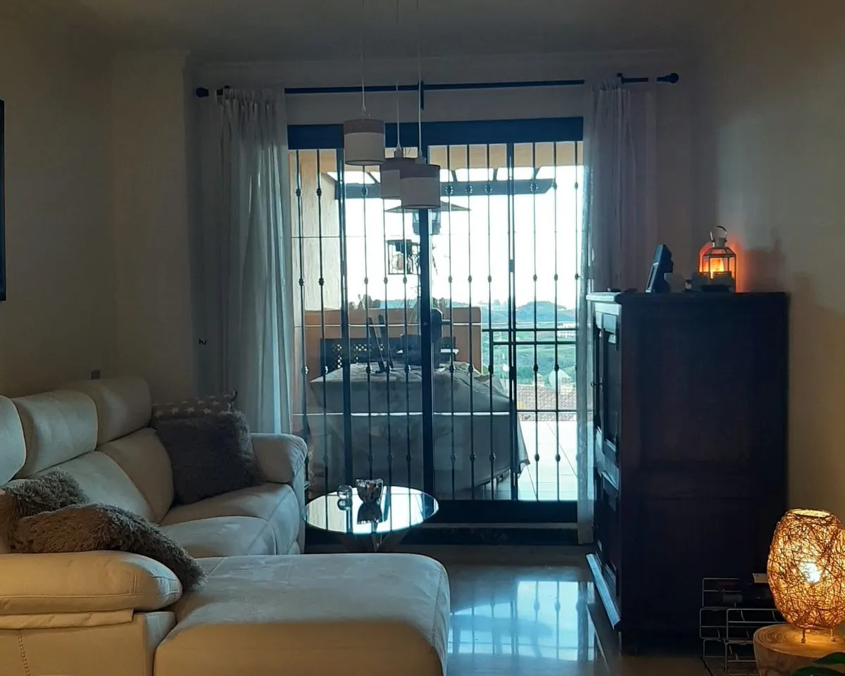 c2bb41da-f677-49ce-b4c9-dc6b62721bfa