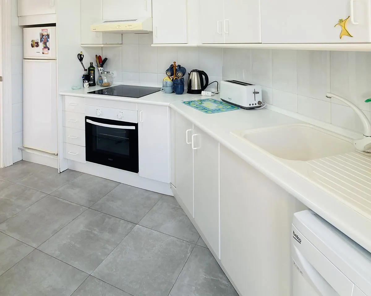 e82438f4-2e9e-465b-819d-70f3ae9e047a