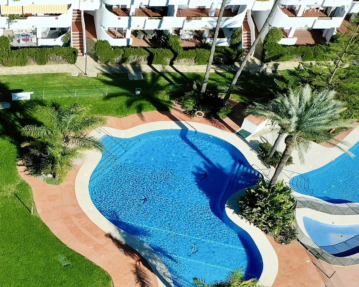 f35ef682-dada-4ce1-bffd-53cfcdbe6e80