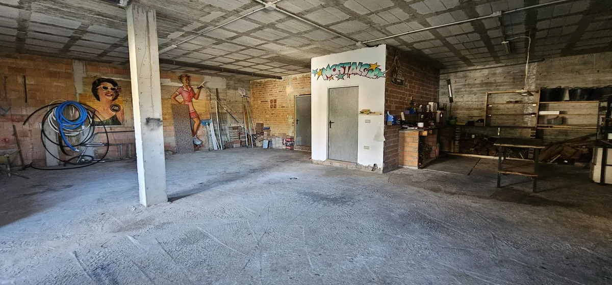 78b1174e-77bd-4b51-b0f1-45c09c7f18c9