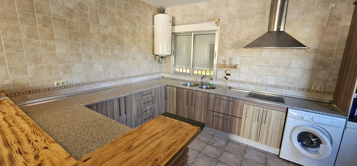 b2dd0a8c-4572-425d-a9cb-9edc284d08fb