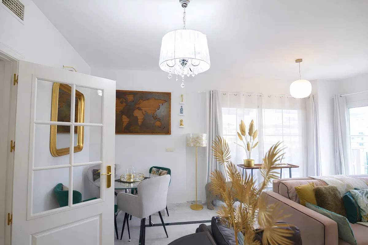 0d1f230a-180c-48dd-baba-99b6def3b453