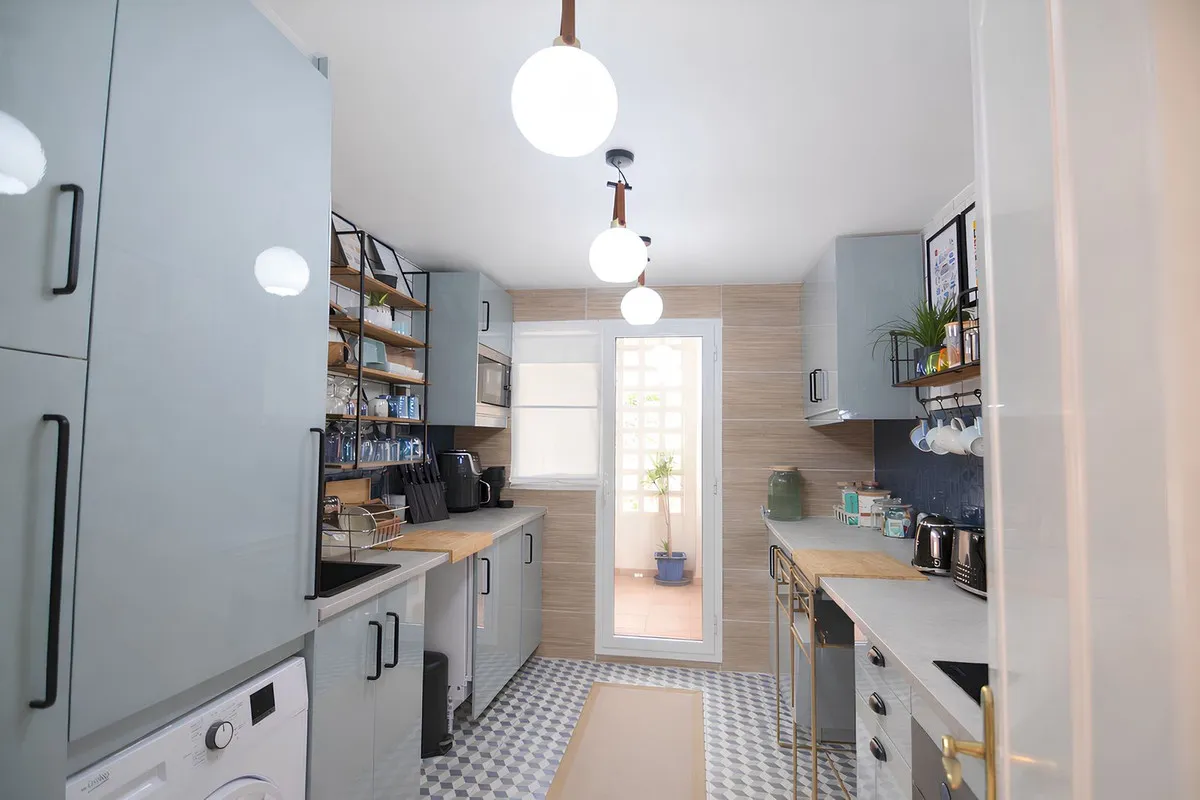 aac41a81-7e9c-4582-afb3-77c18a5ff429