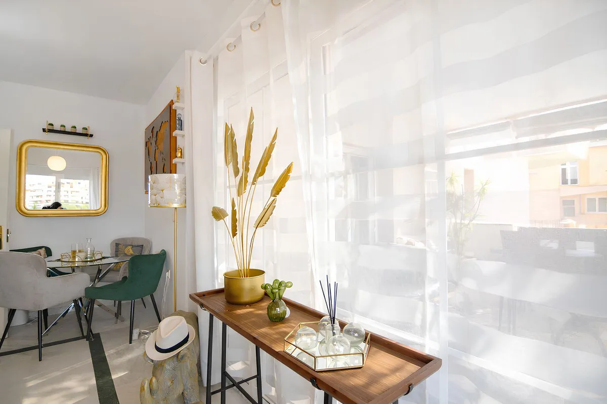 b3144255-f8d7-4d85-8fca-8eda08935652