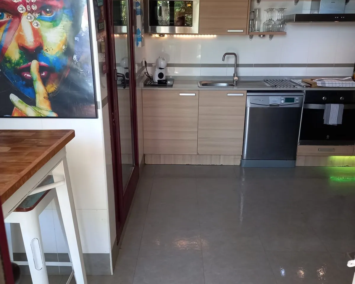 1d2ee25f-8bd4-435e-ba8a-2b7112926cfd