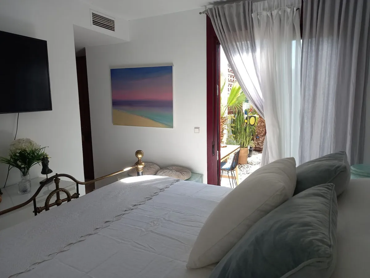 25e389c2-02ed-42e4-8df3-5177ea55eea0