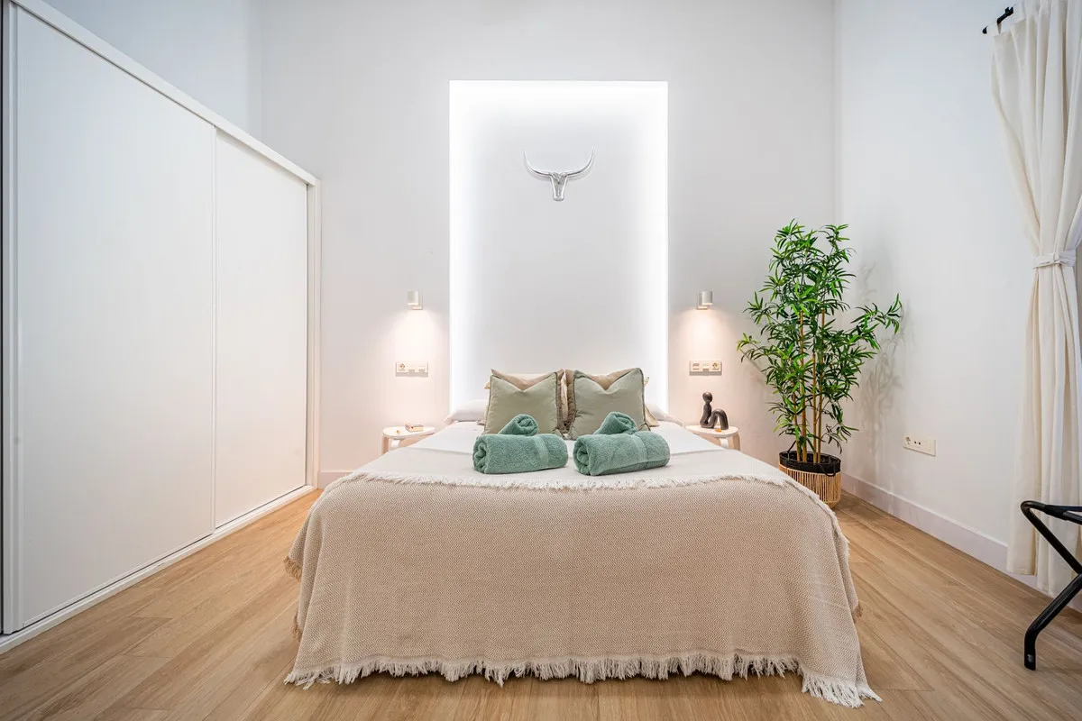 dc89928f-8d14-43c5-8e6a-35d45339b797