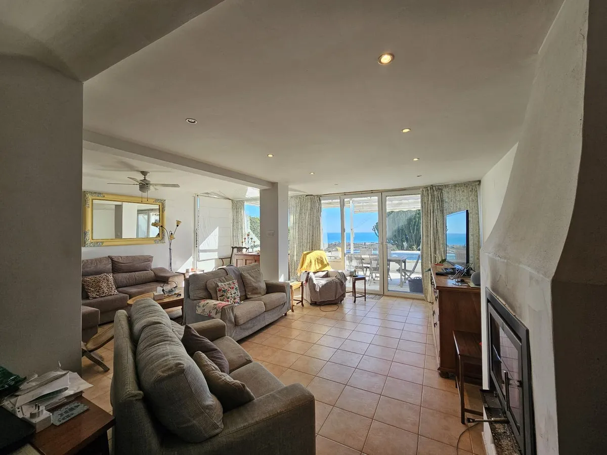 0ea54113-7a26-41cb-ba76-ac34eca8f058