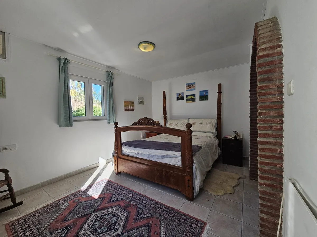 4f586d30-a148-4c0d-903b-4f7392913da7