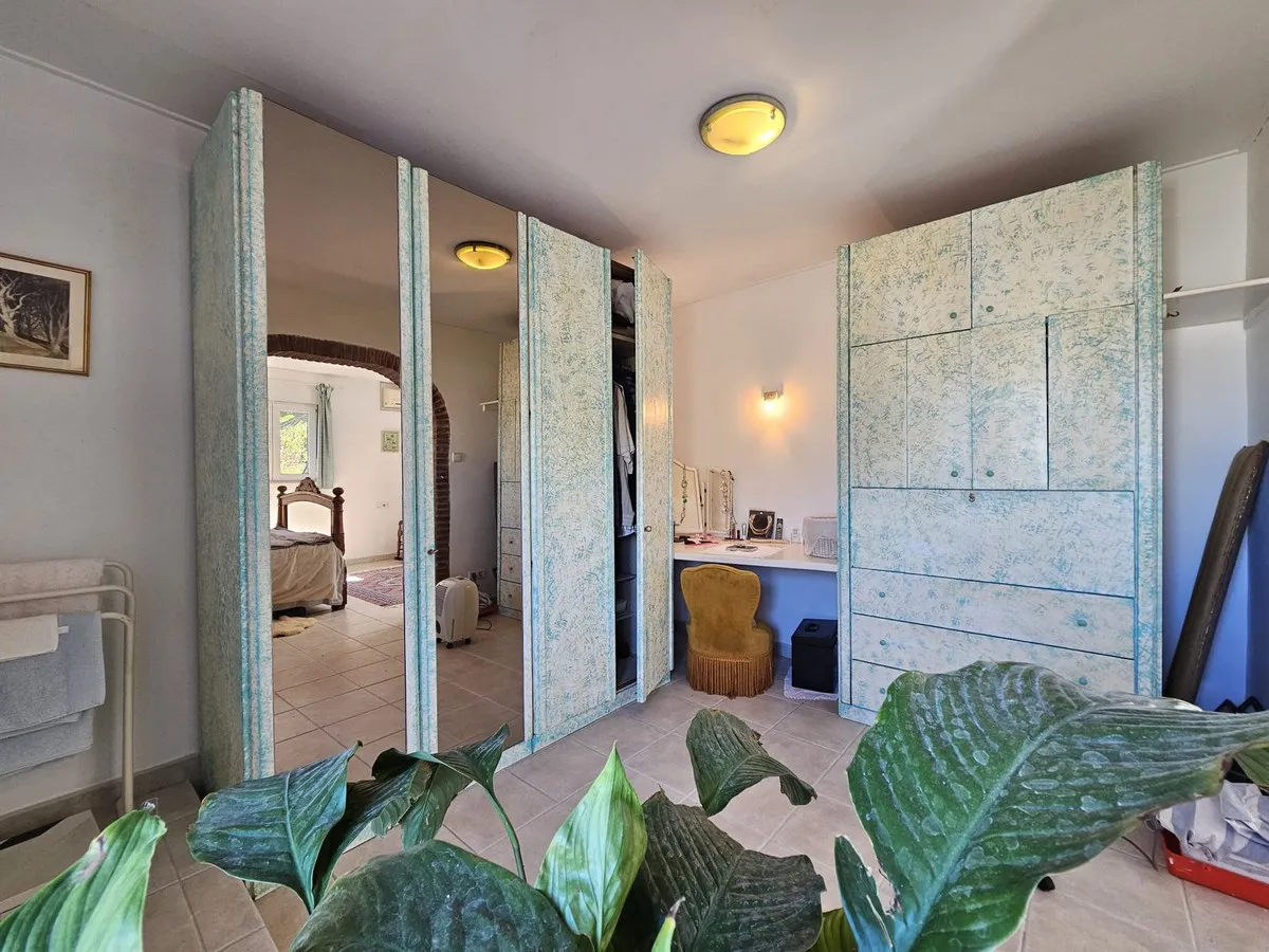 5519f31e-0680-4a1a-8d3f-d196a8dcdba5