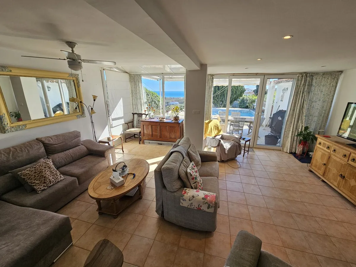 dcb53535-a300-42bb-af25-d8c7ca74ae0b