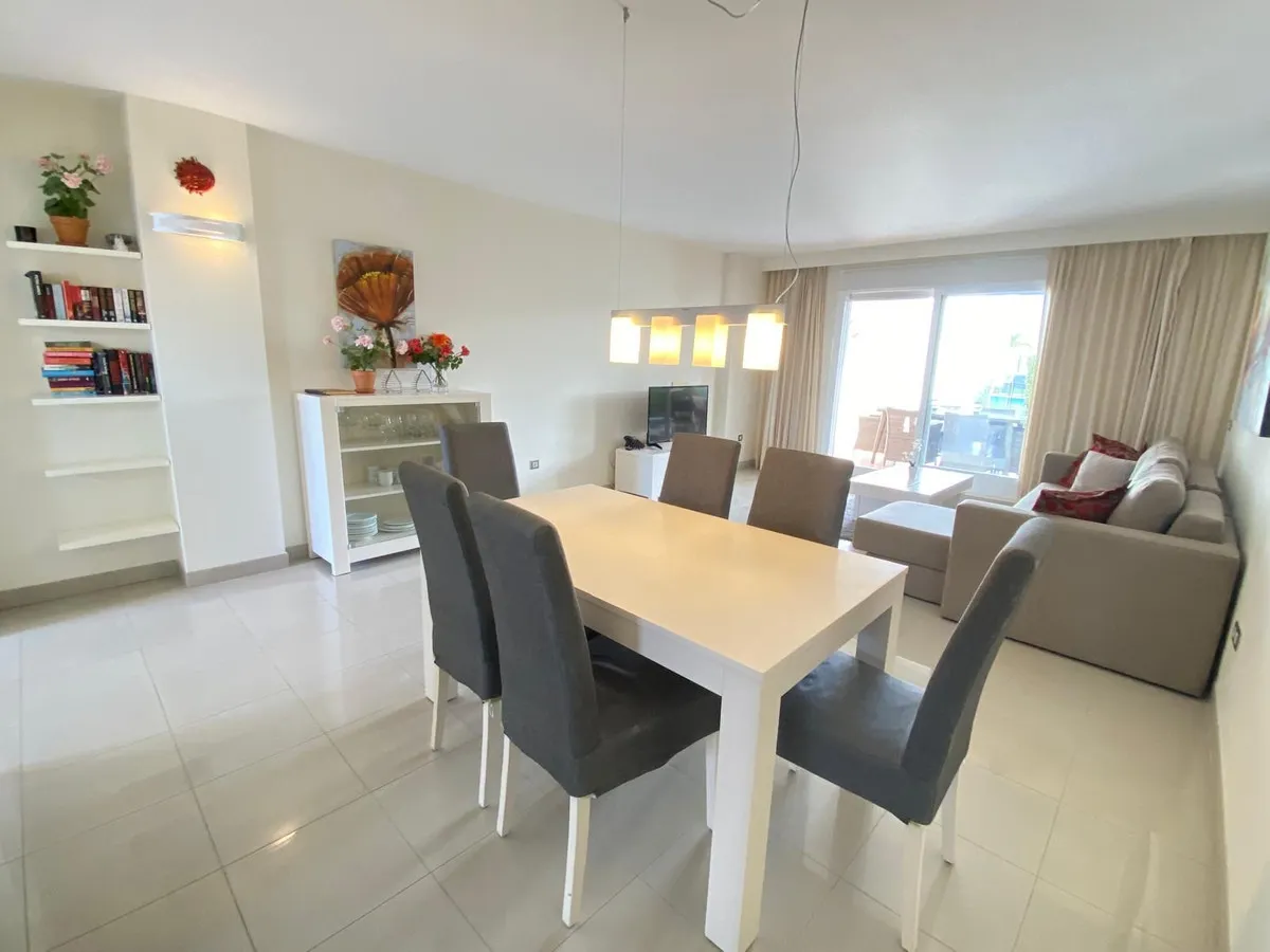 c648a1f2-a96a-4315-a1ff-84ddb4e3db6e