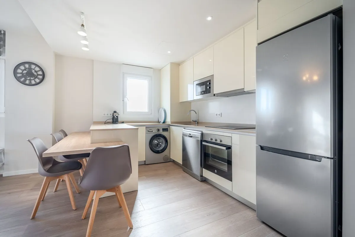 1976546e-c21d-4b20-a634-2db552b31f48