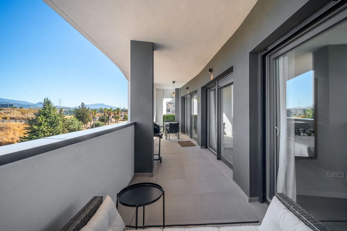 4dae8174-033b-43b5-9d13-59232a3e4498