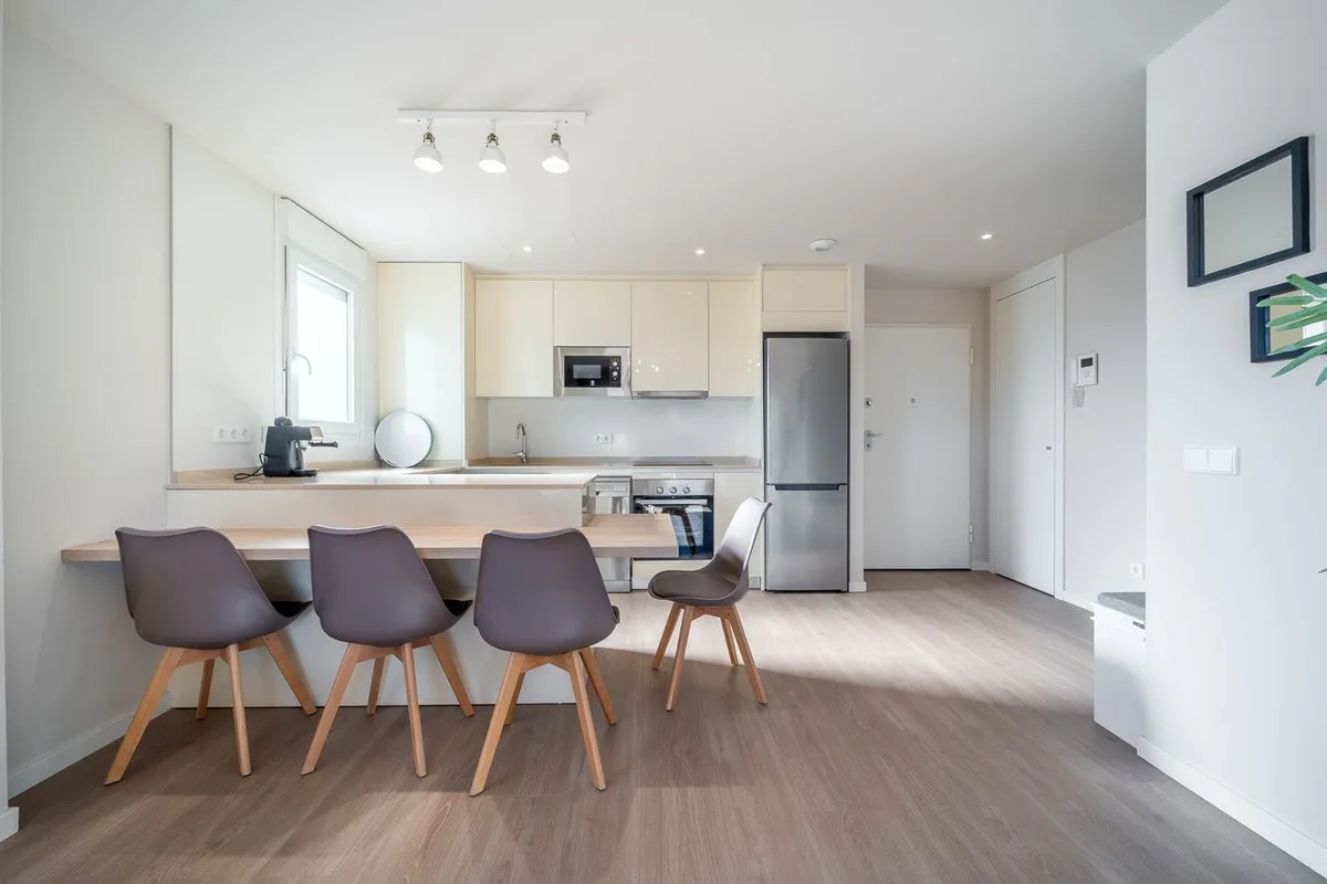 c3866742-9a63-4db9-bdb2-c0bc979fd6b1