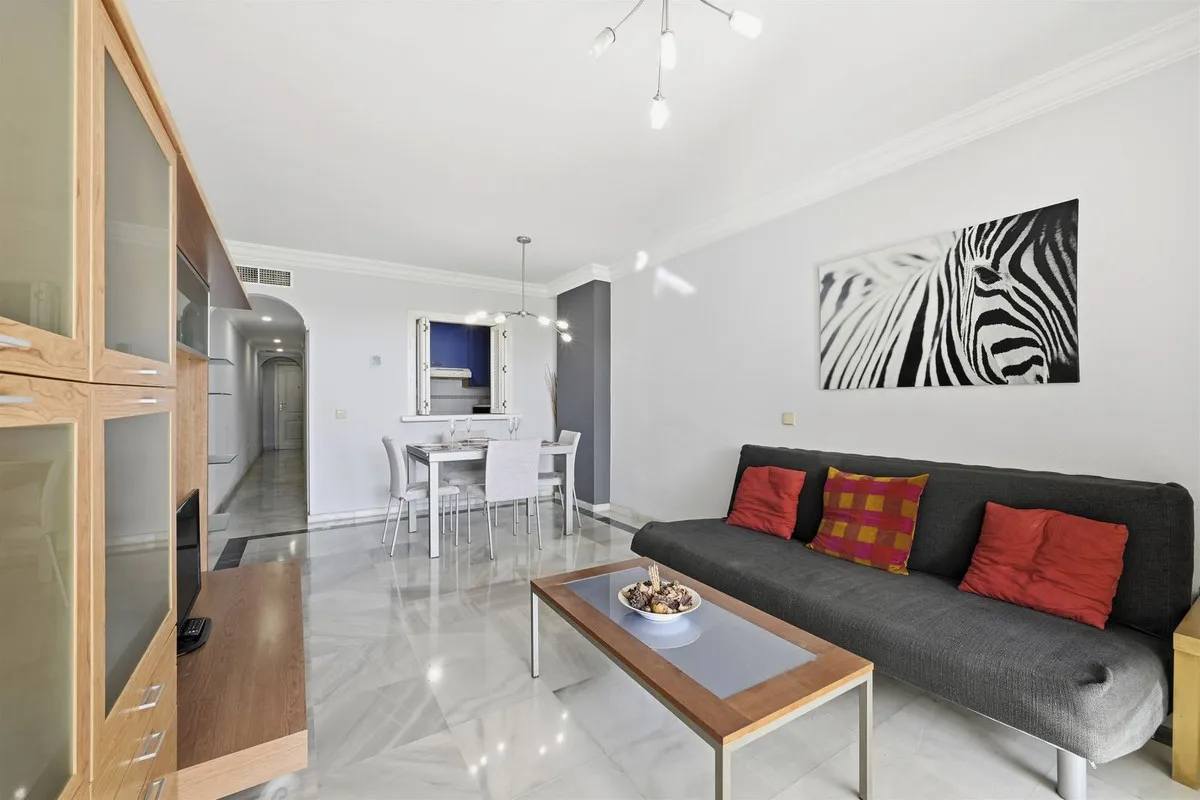 30c5396c-6185-424e-ad97-1df15e5d4634