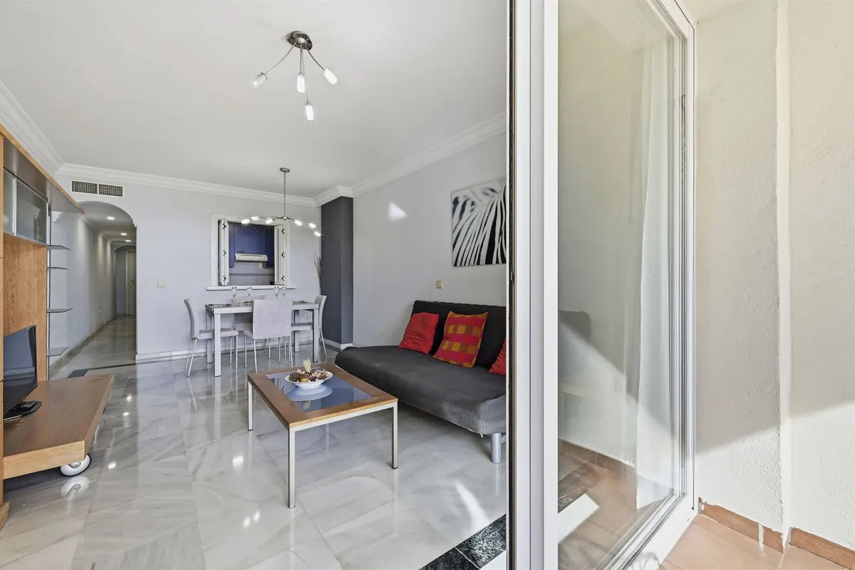 bd43d10f-d447-4914-a252-d548bd48d11e