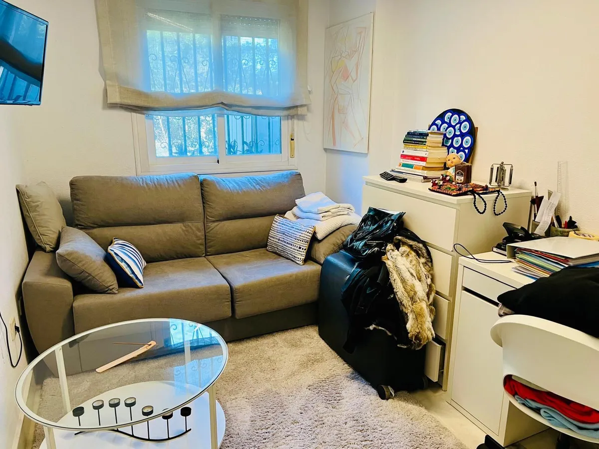 83dee136-dc16-462a-85d1-8bf6fa68527a