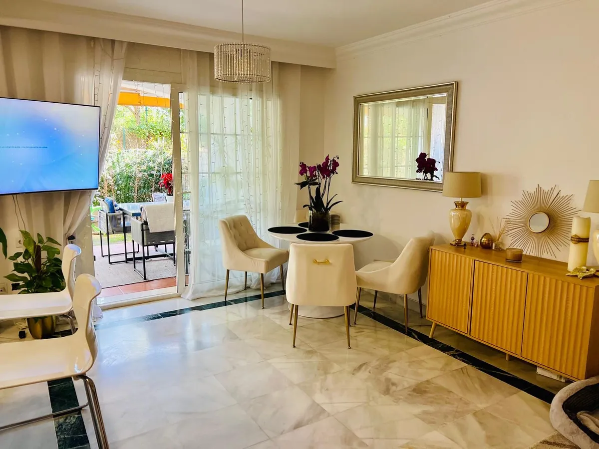 c80ff2b0-0337-480e-818a-979b027fbbb9