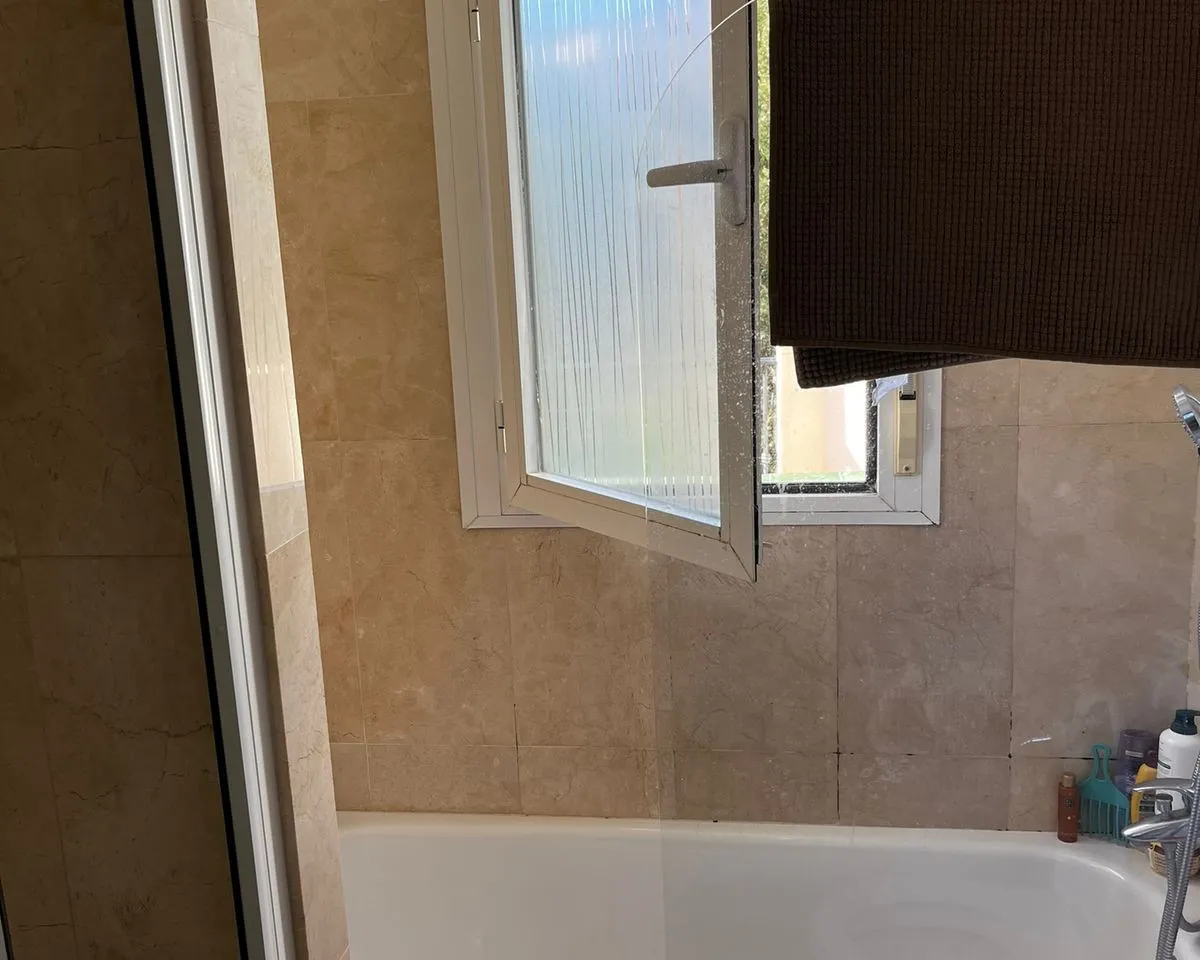 e326343e-7ac3-421d-8f01-59a5d25fed08