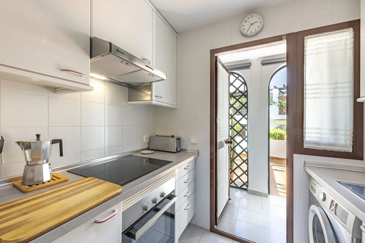 ca1044a3-3295-4e02-b353-a2ace580069c