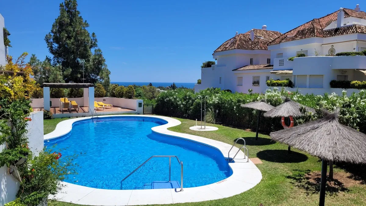 eacdde9f-af85-4a8d-8033-bc7d4c033052